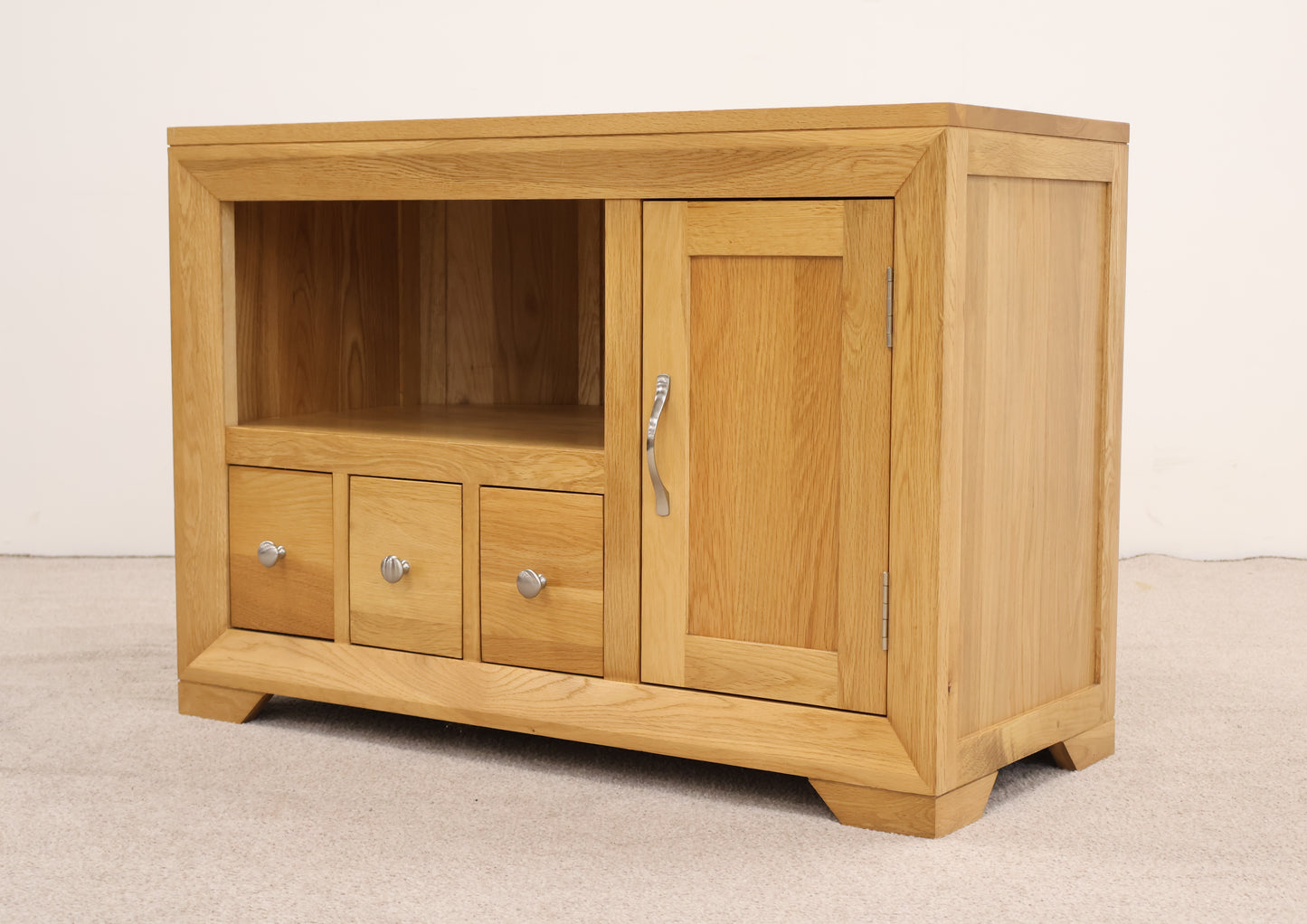 Oak Tv Unit