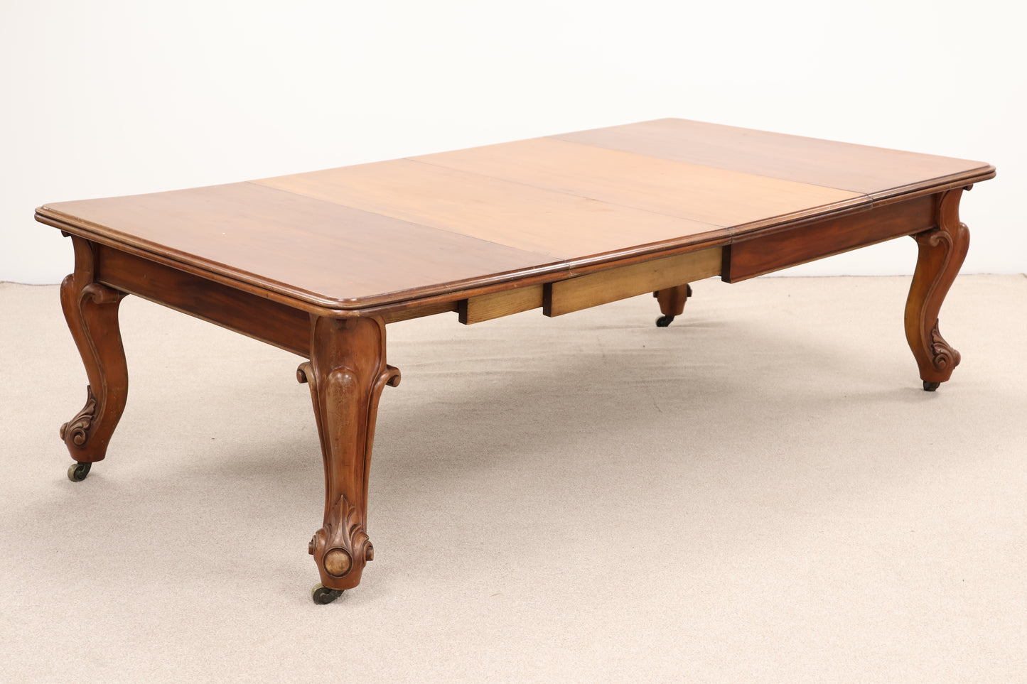 Victorian Mahogany Dining Table