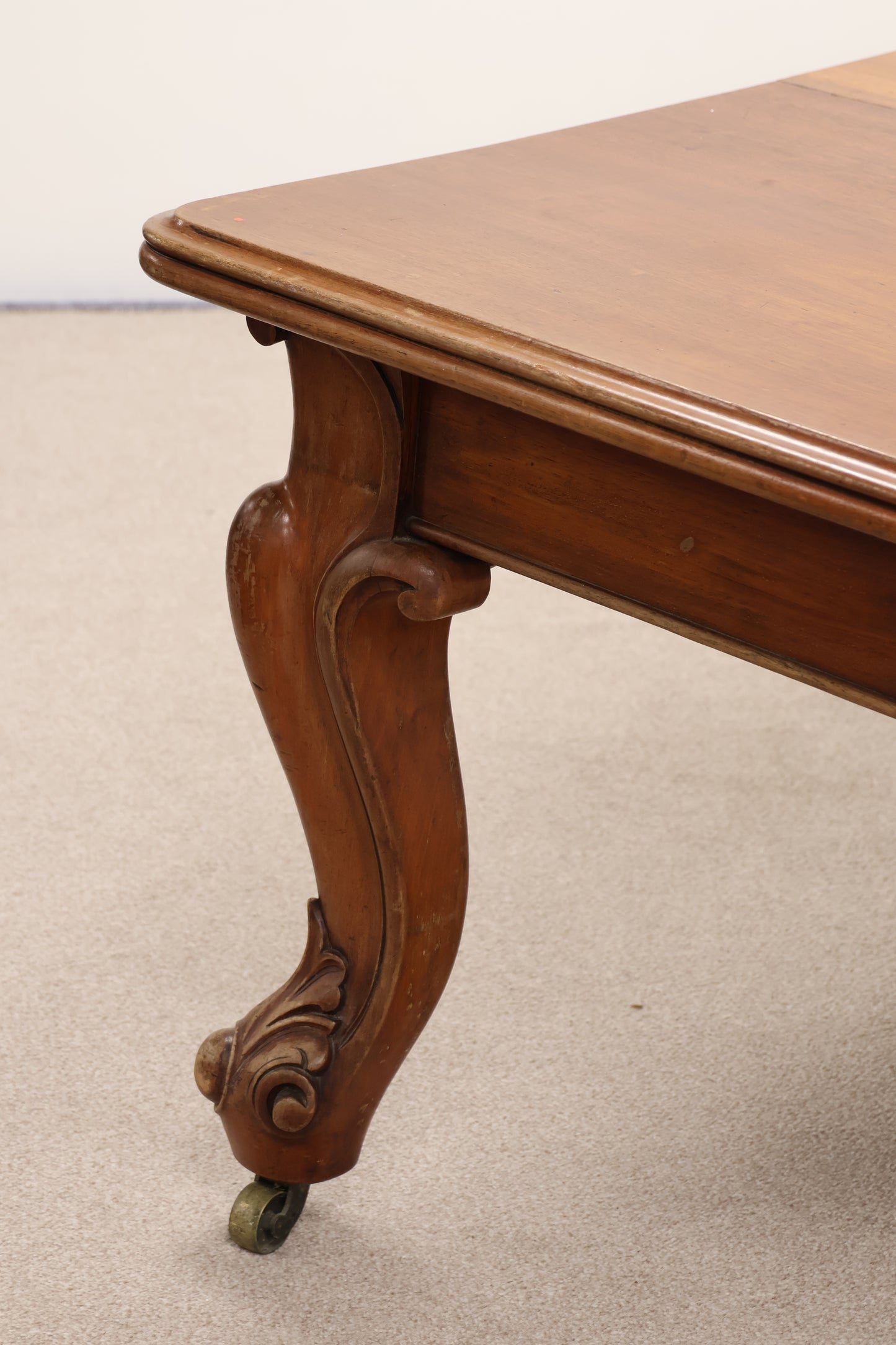 Victorian Mahogany Dining Table