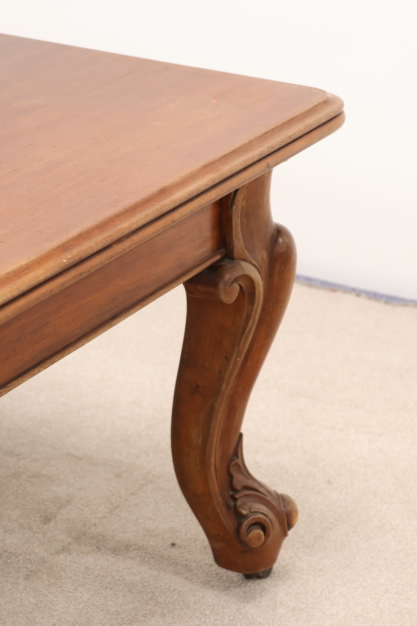 Victorian Mahogany Dining Table