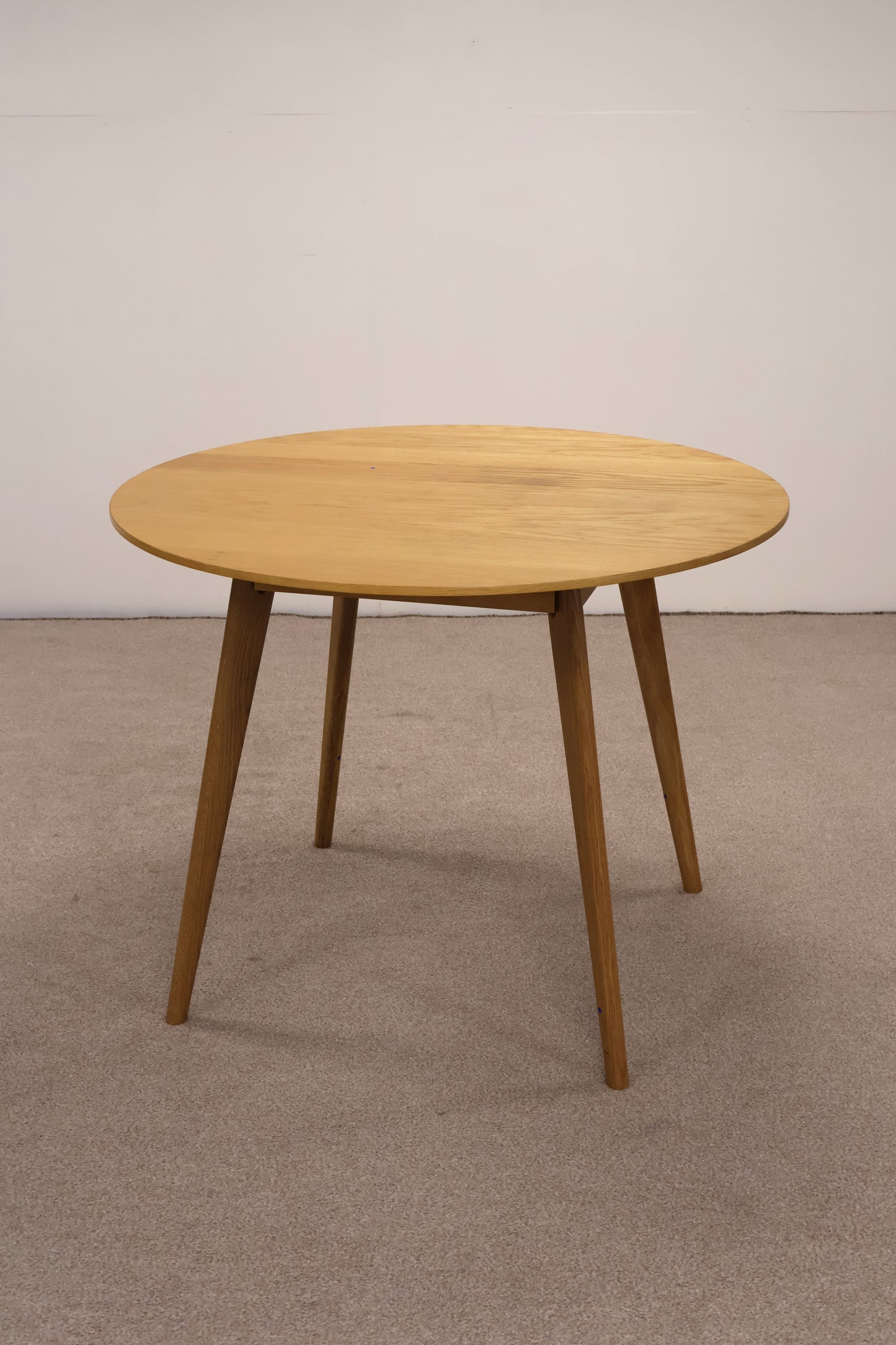 Circular Dining Table