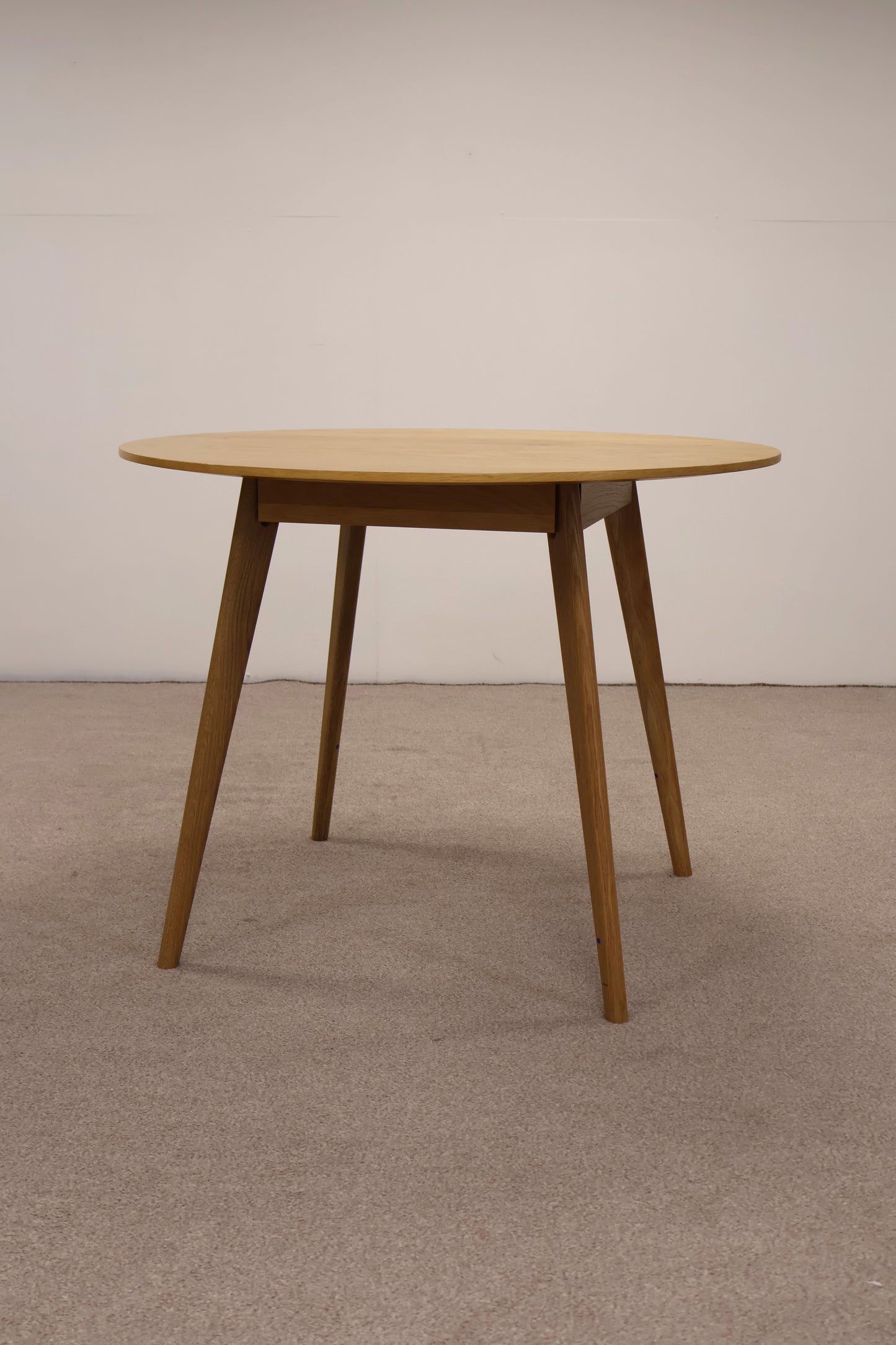 Circular Dining Table