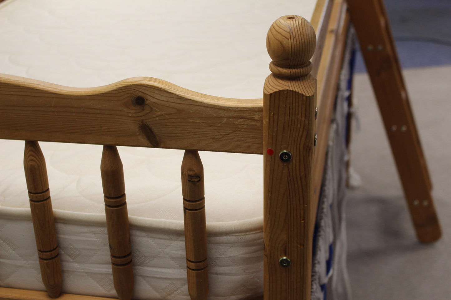 Child's Cabin Bed