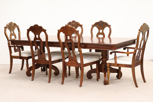 Large Dining Table & Chairs