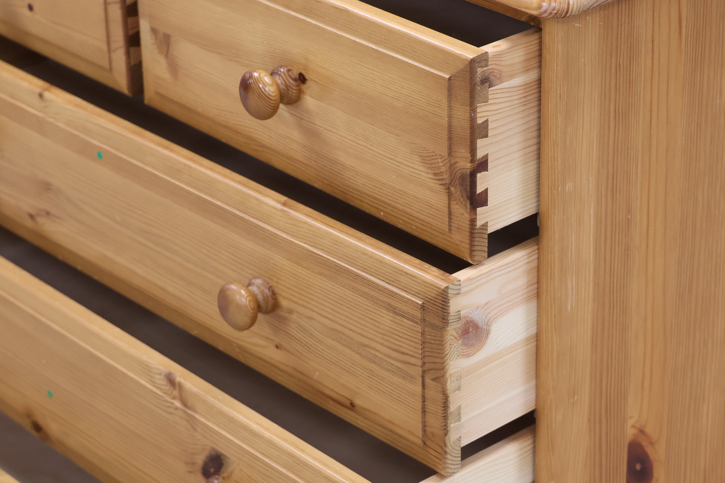 Pine Chest Chest of Drawers
