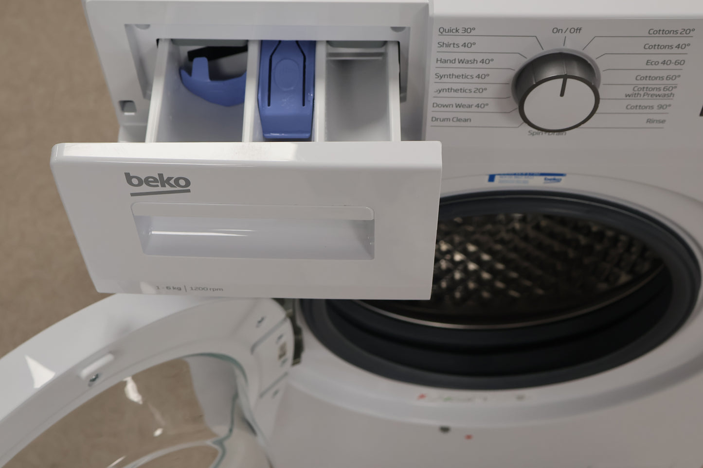 Washing Machine by Beko