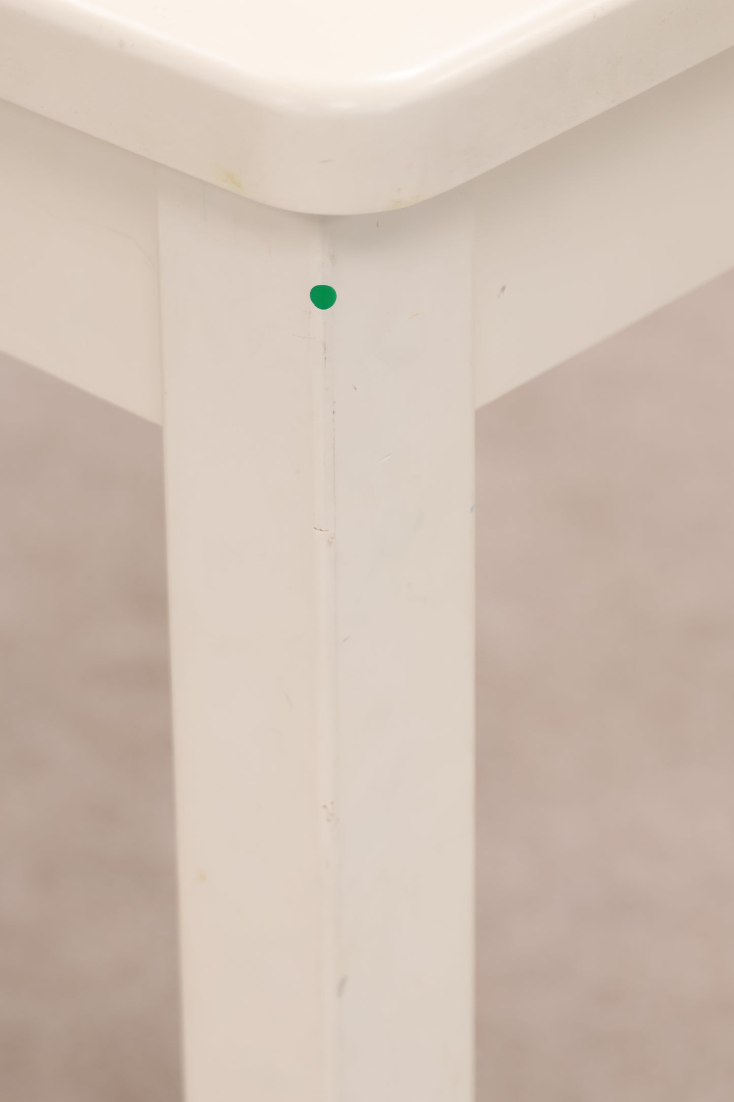 Ivory desk and Chair