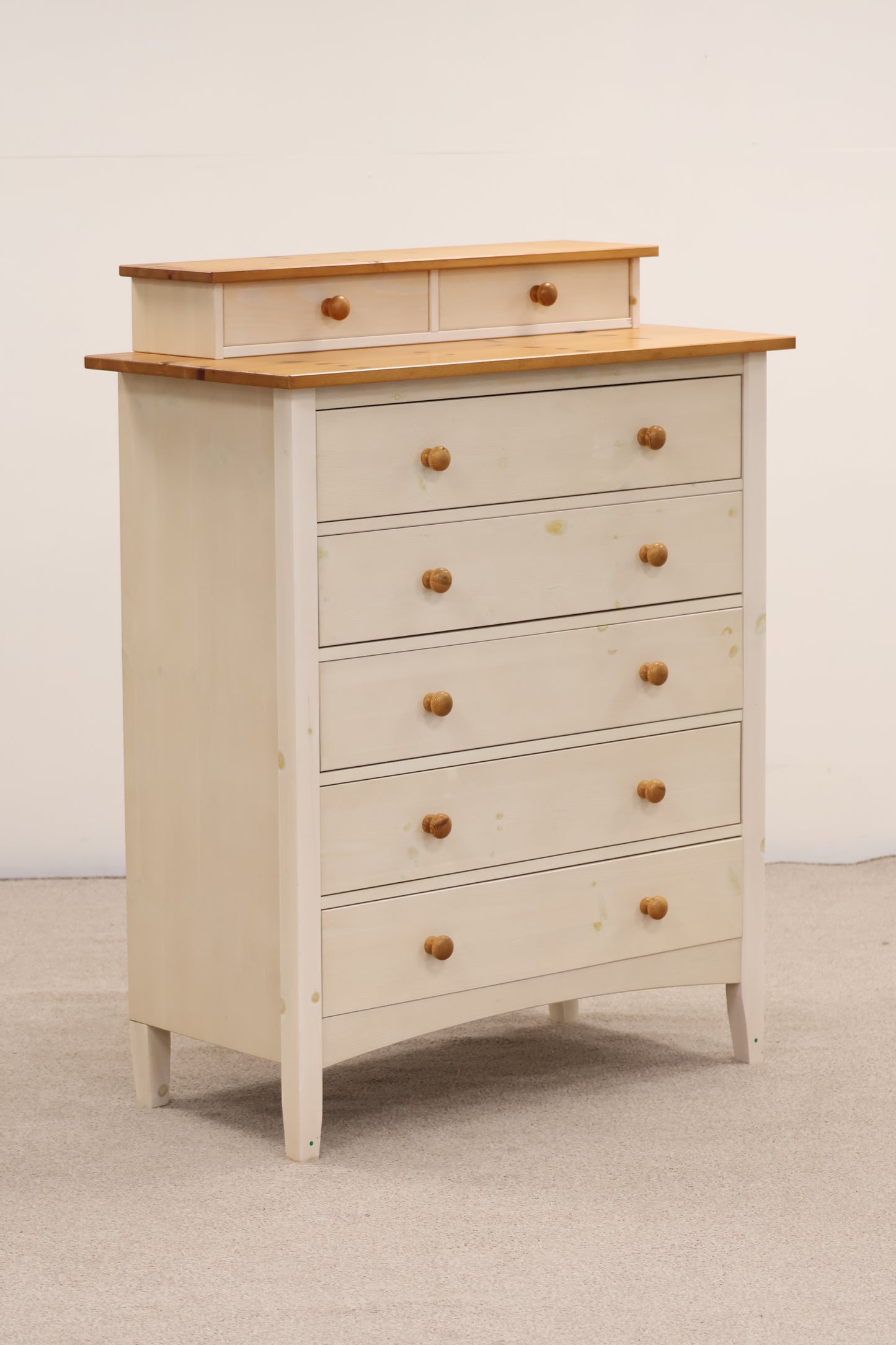 Pine Chest of Drawers