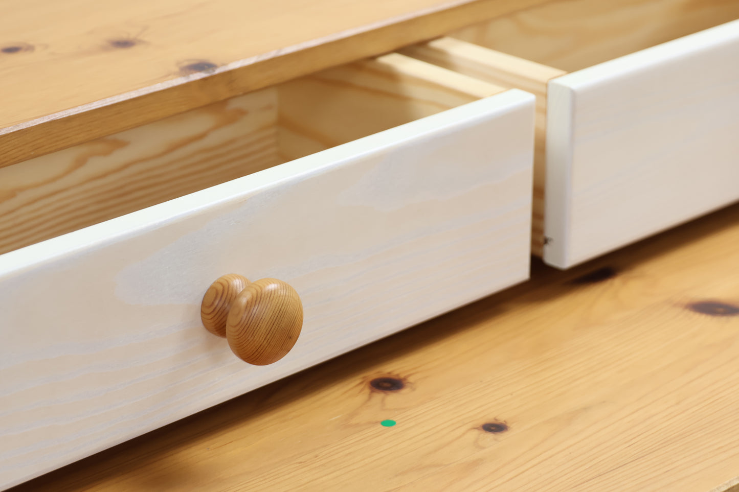 Pine Chest of Drawers