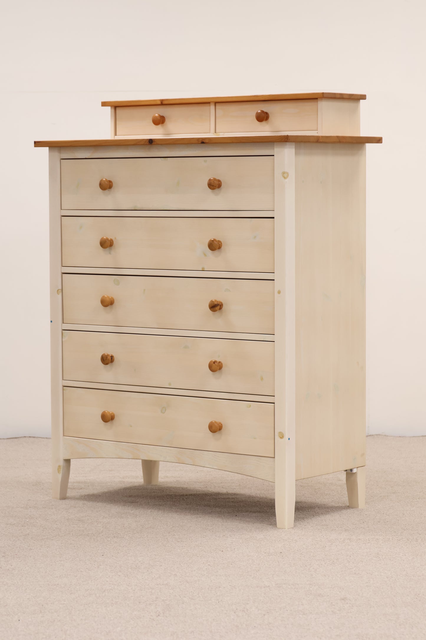 Pine Chest of Drawers