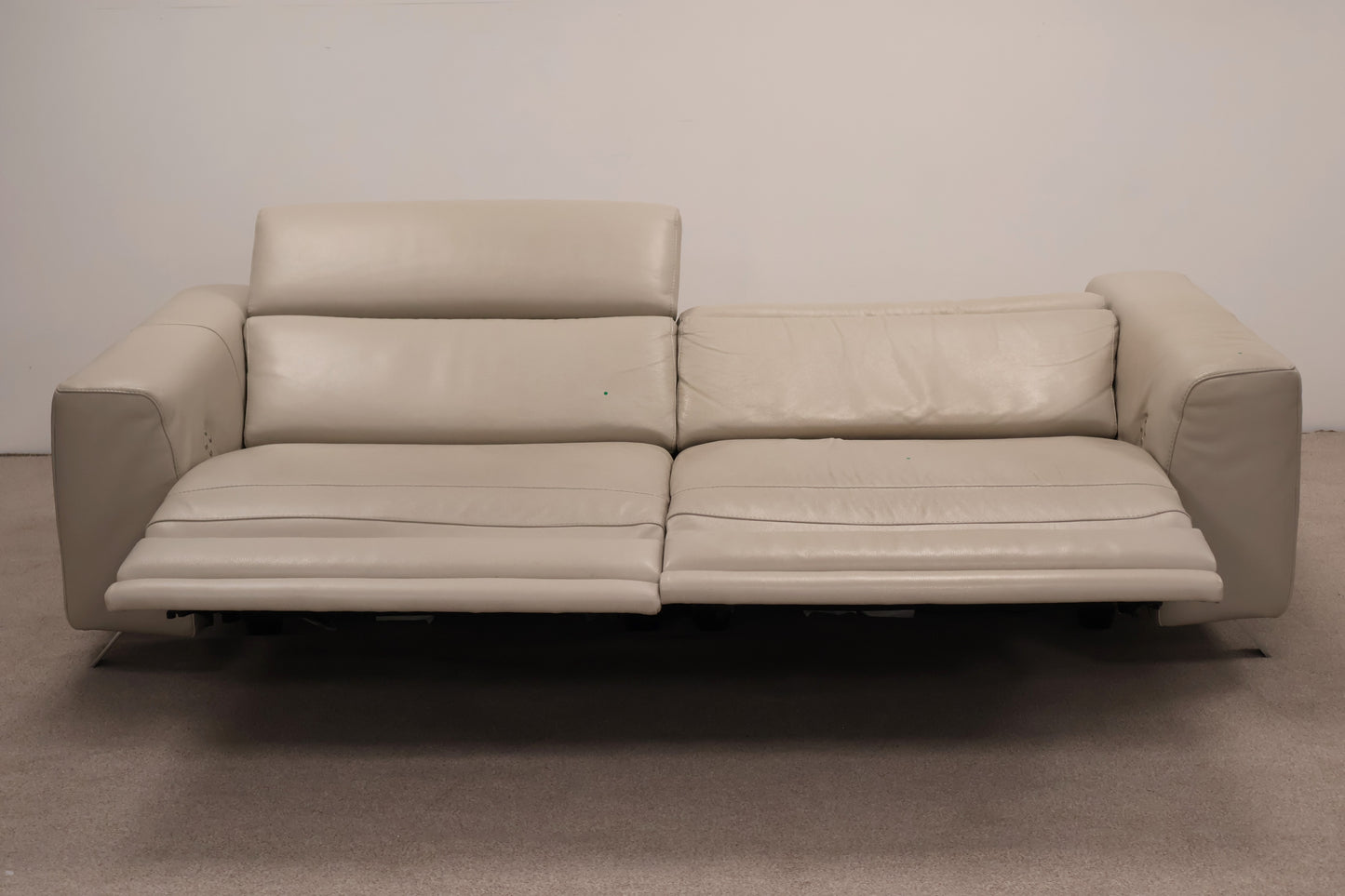 Electric Reclining Sofa