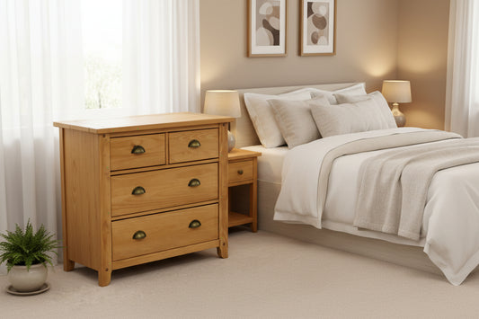 Solid Pine Chest of Drawers – Oak Stain Finish, 4 Drawers