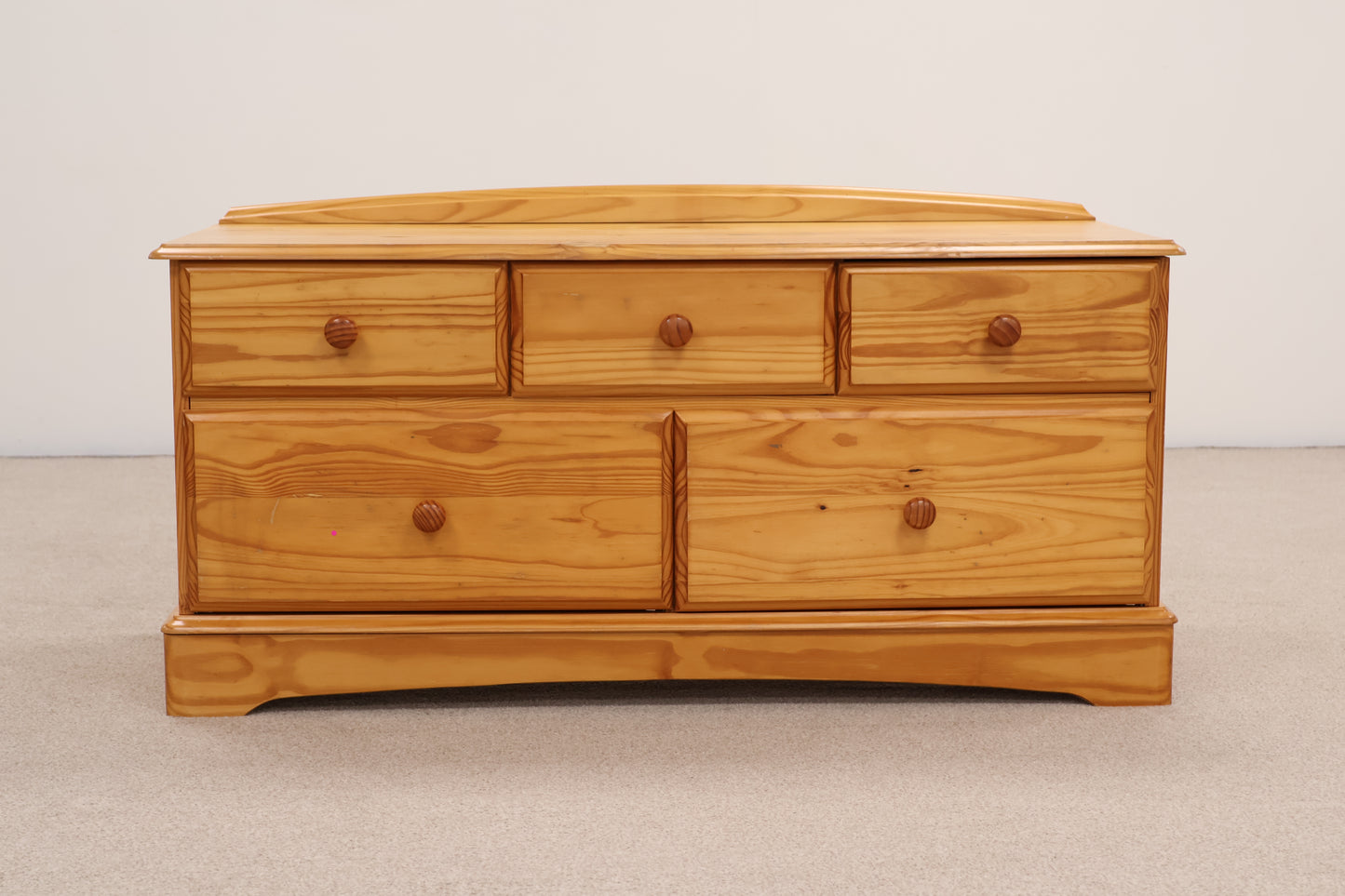 Pine Chest of Drawers