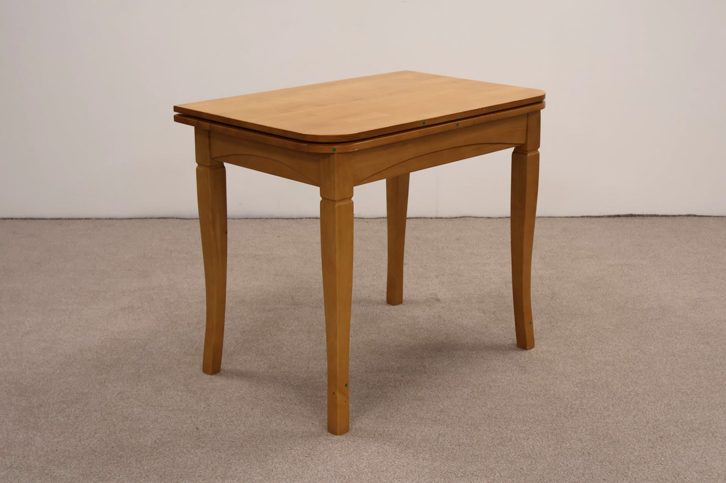 Extendable Wooden Table