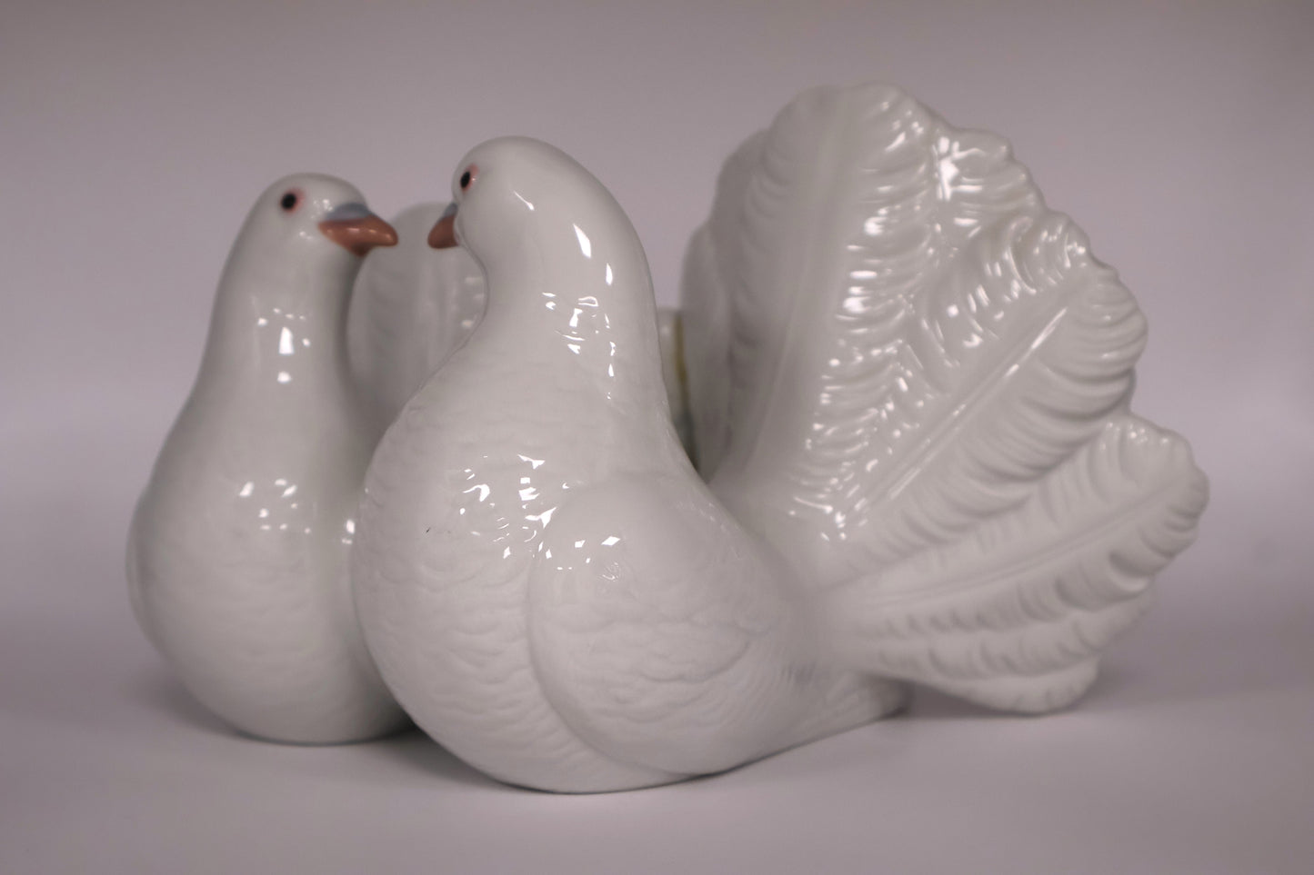 "Couple of Doves" Ornament by Lladró