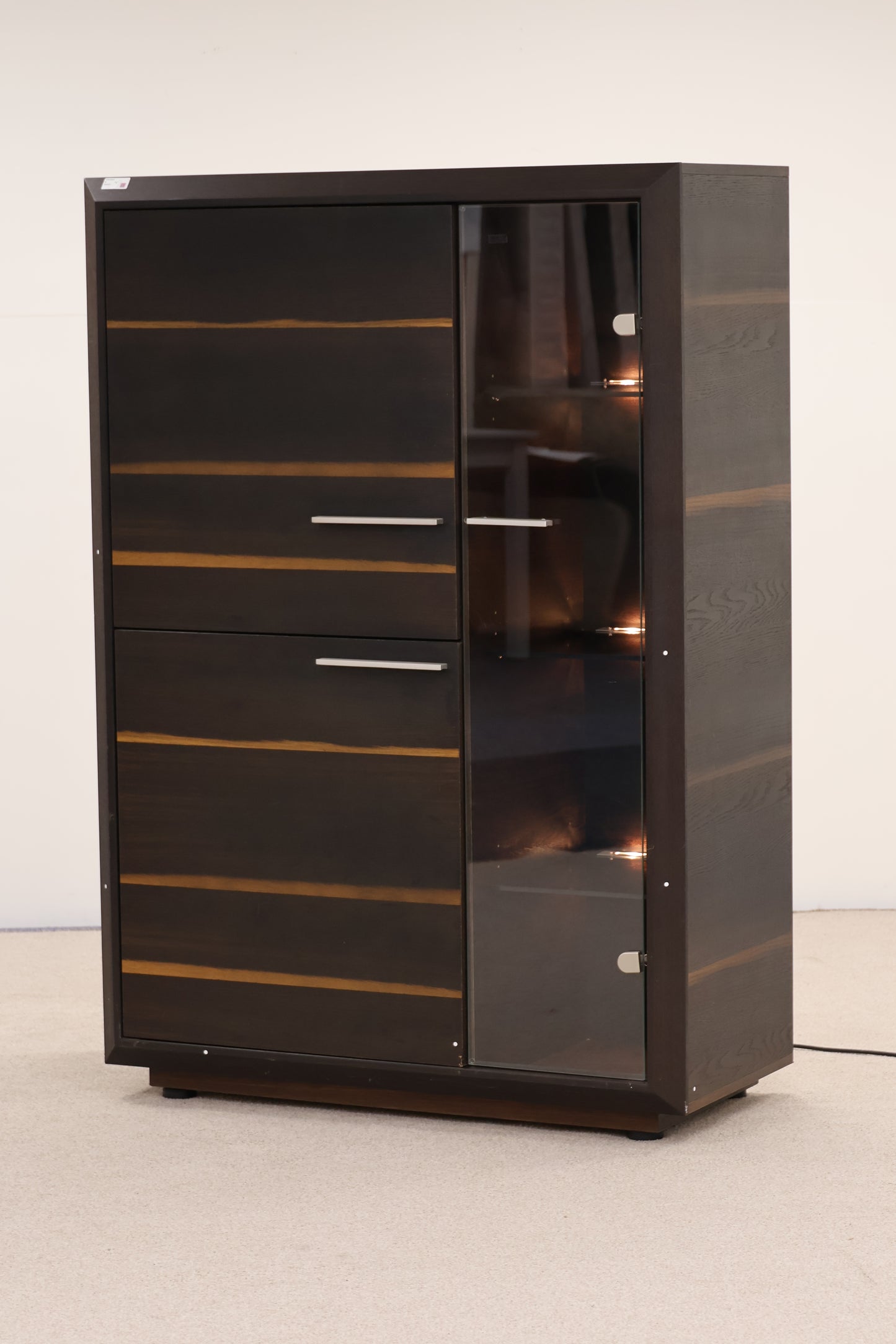 Display Cabinet with Lighting