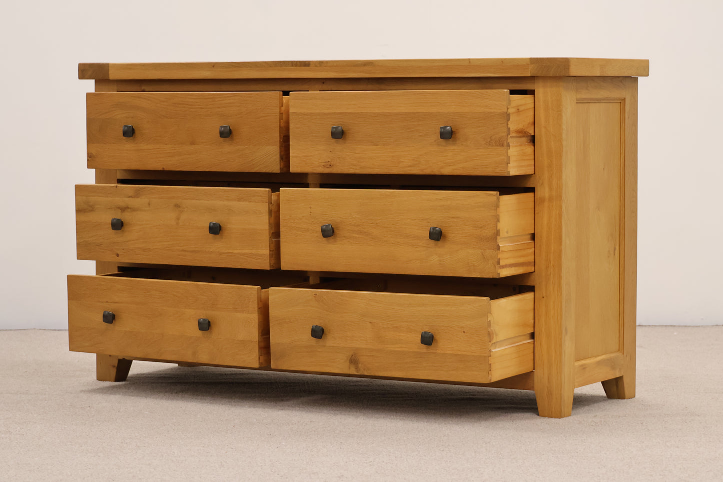 Oak Chest of Drawers