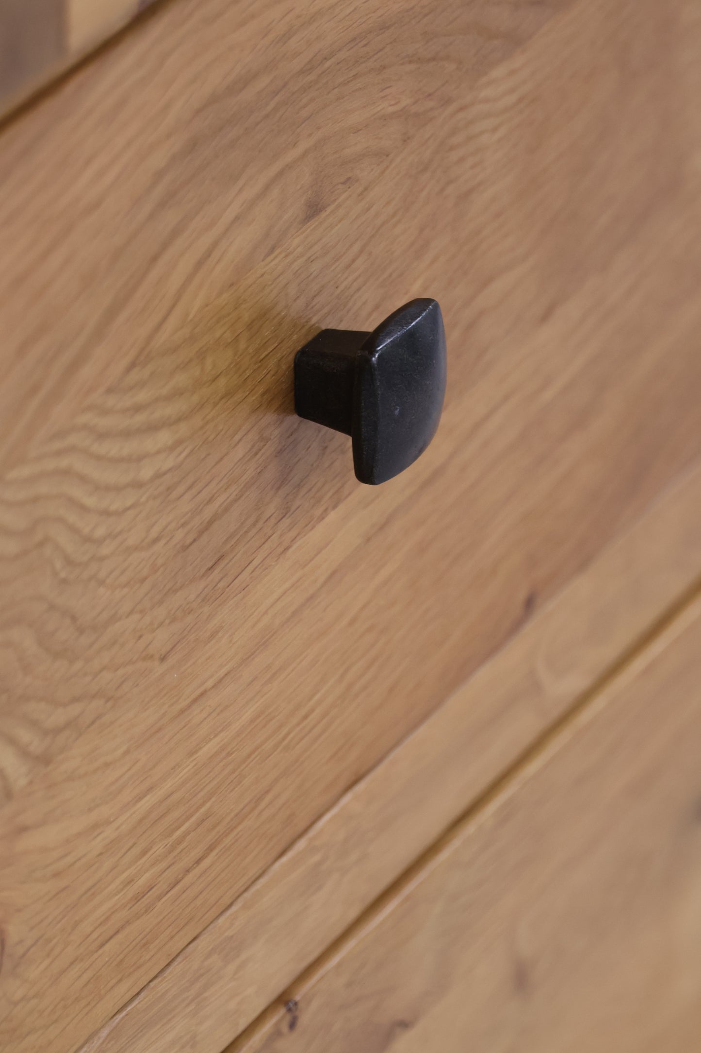 Oak Chest of Drawers