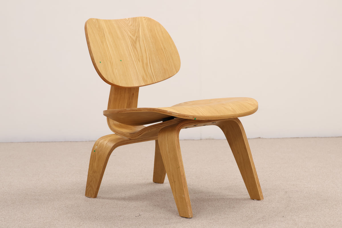 Eames Style Chair