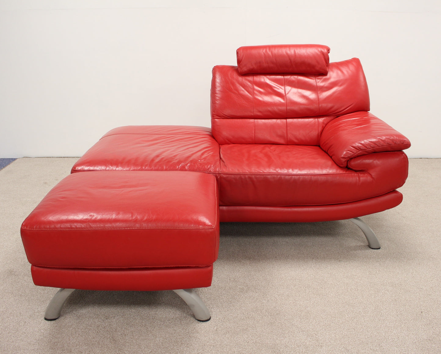 Leather Chaise Lounge