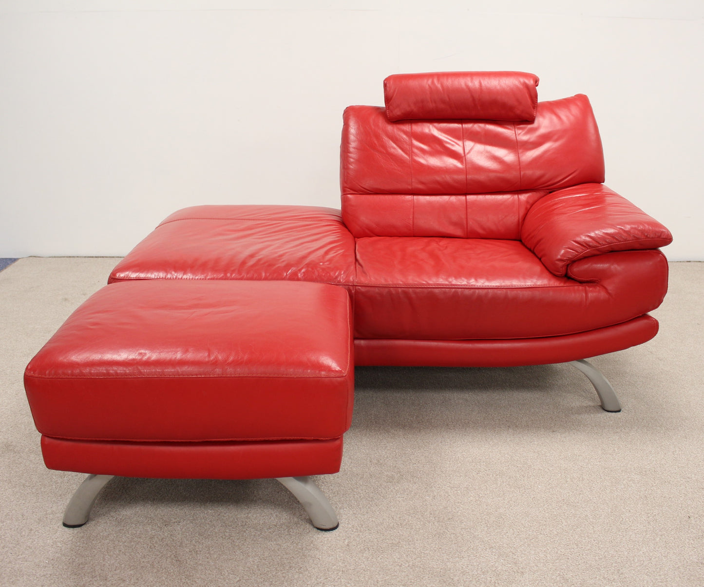 Leather Chaise Lounge