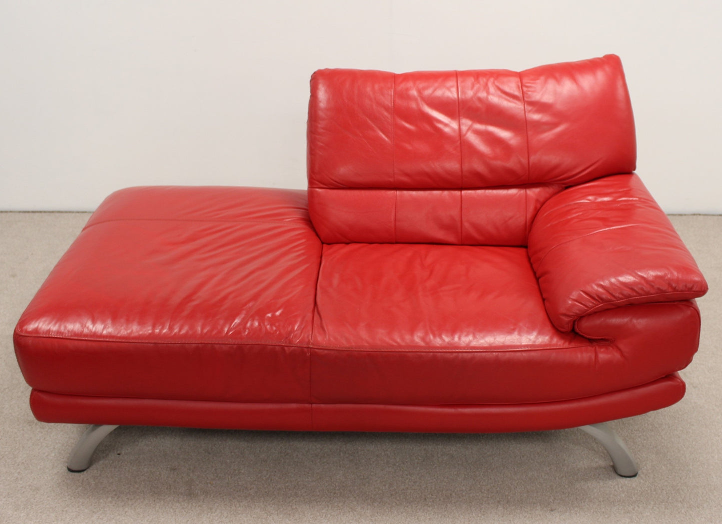 Leather Chaise Lounge