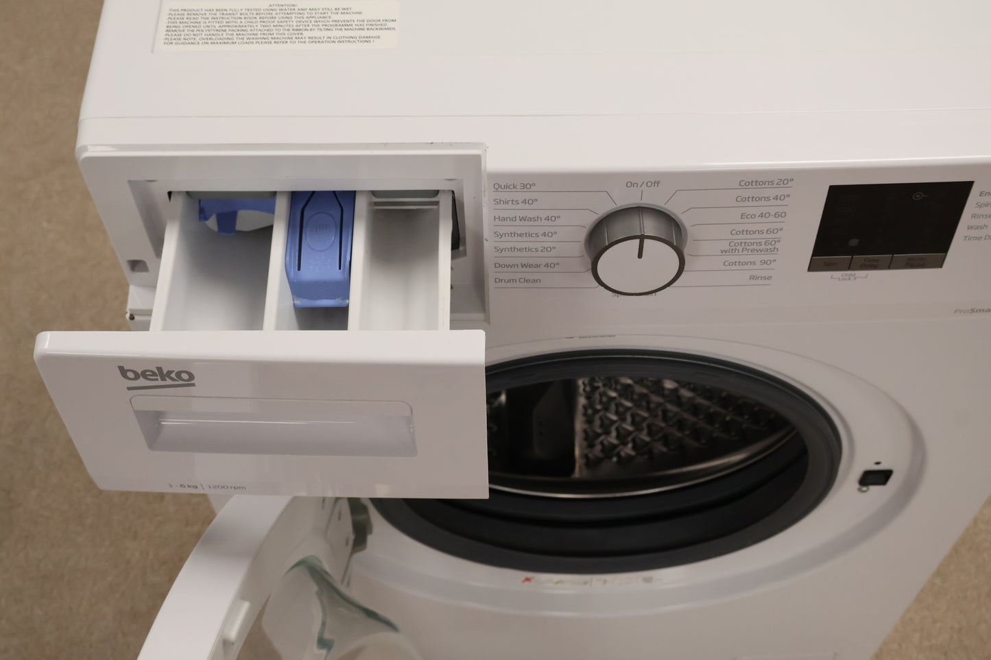 Washing Machine by Beko