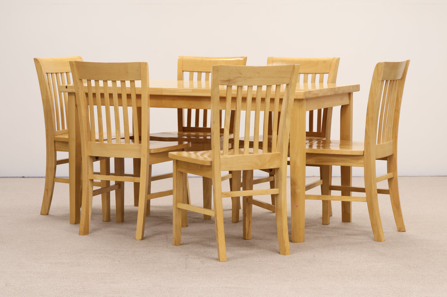 Dining Table & Chairs