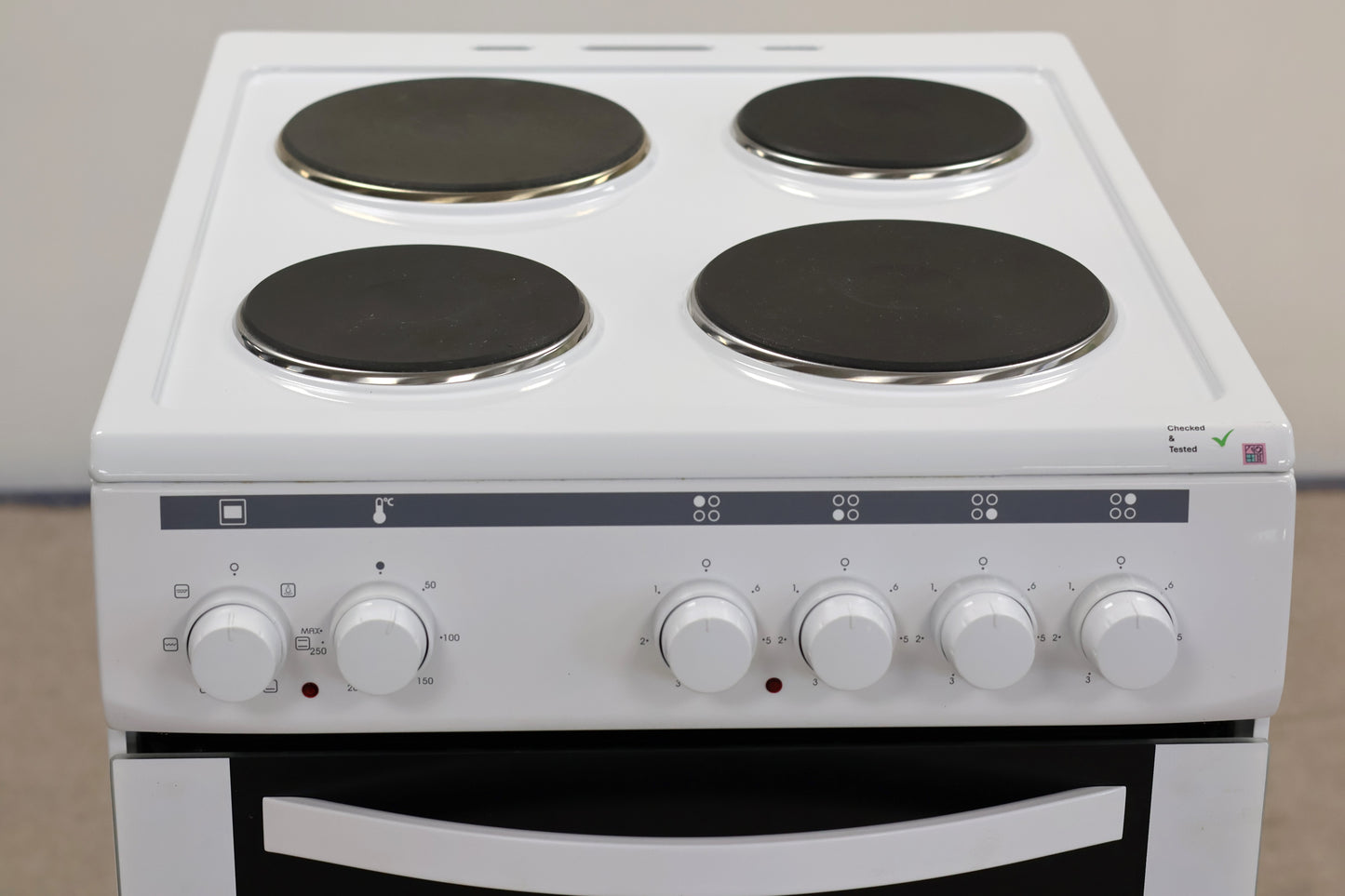Cooker by Essentials