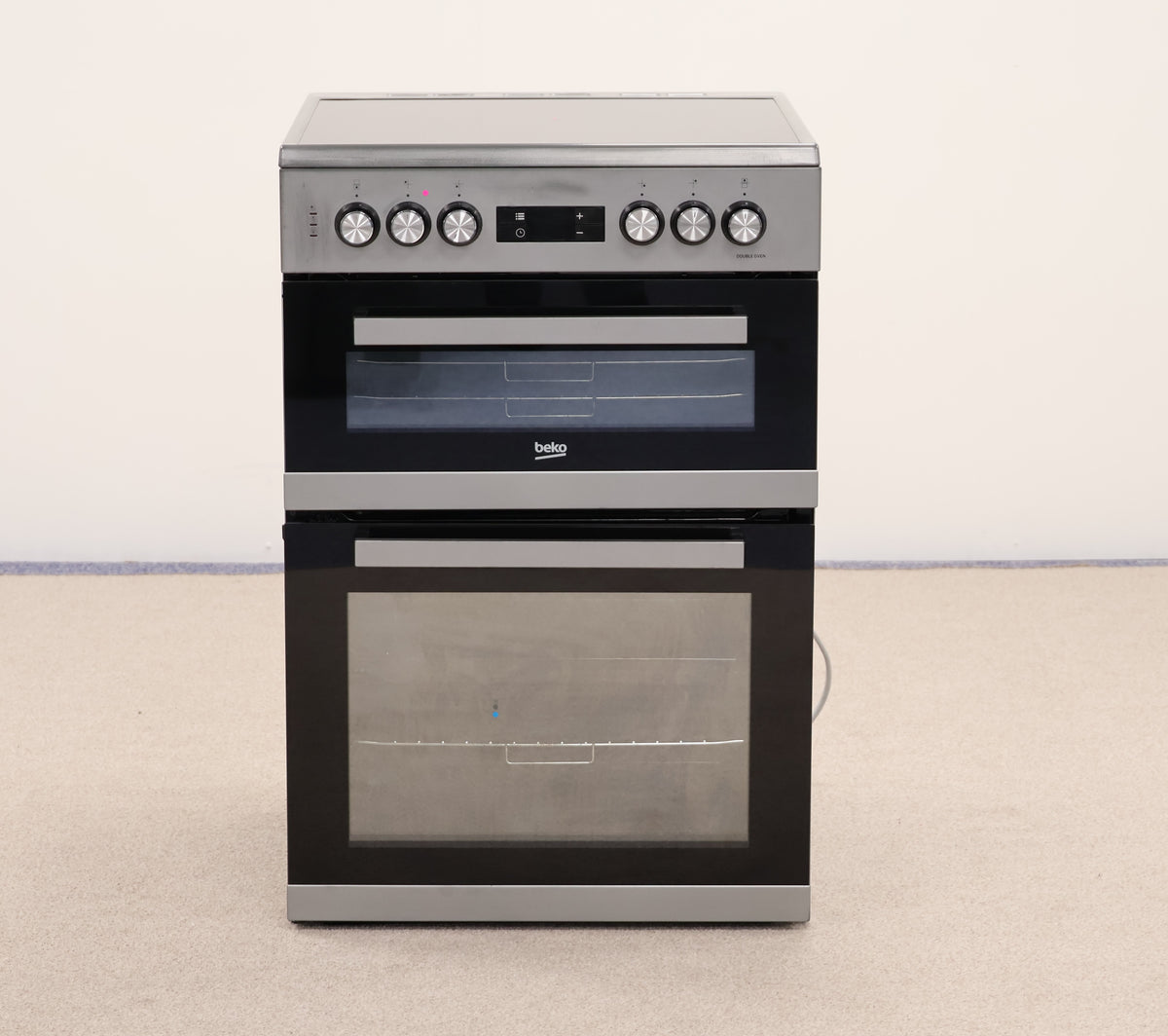 Cooker by Beko