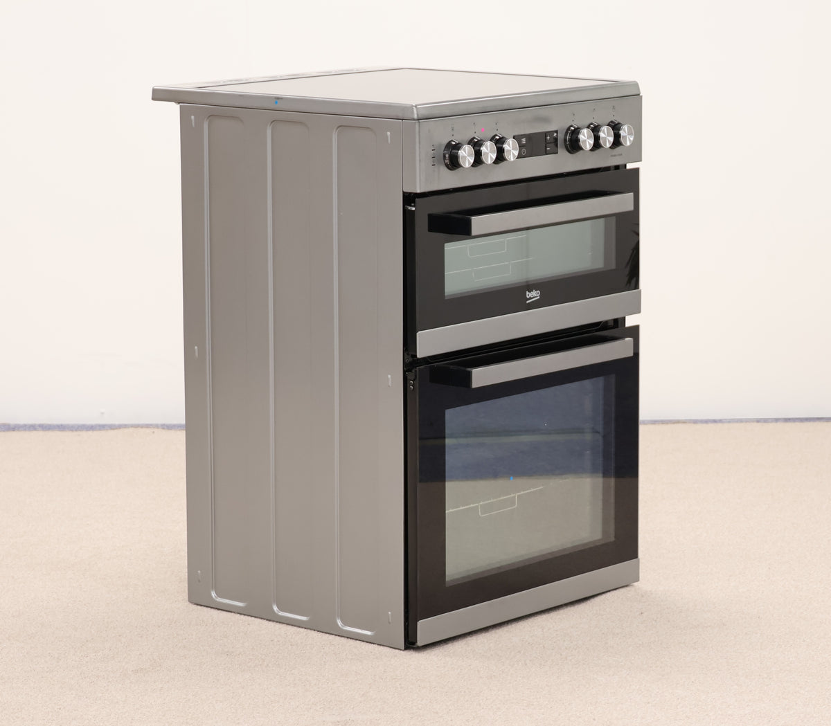 Cooker by Beko