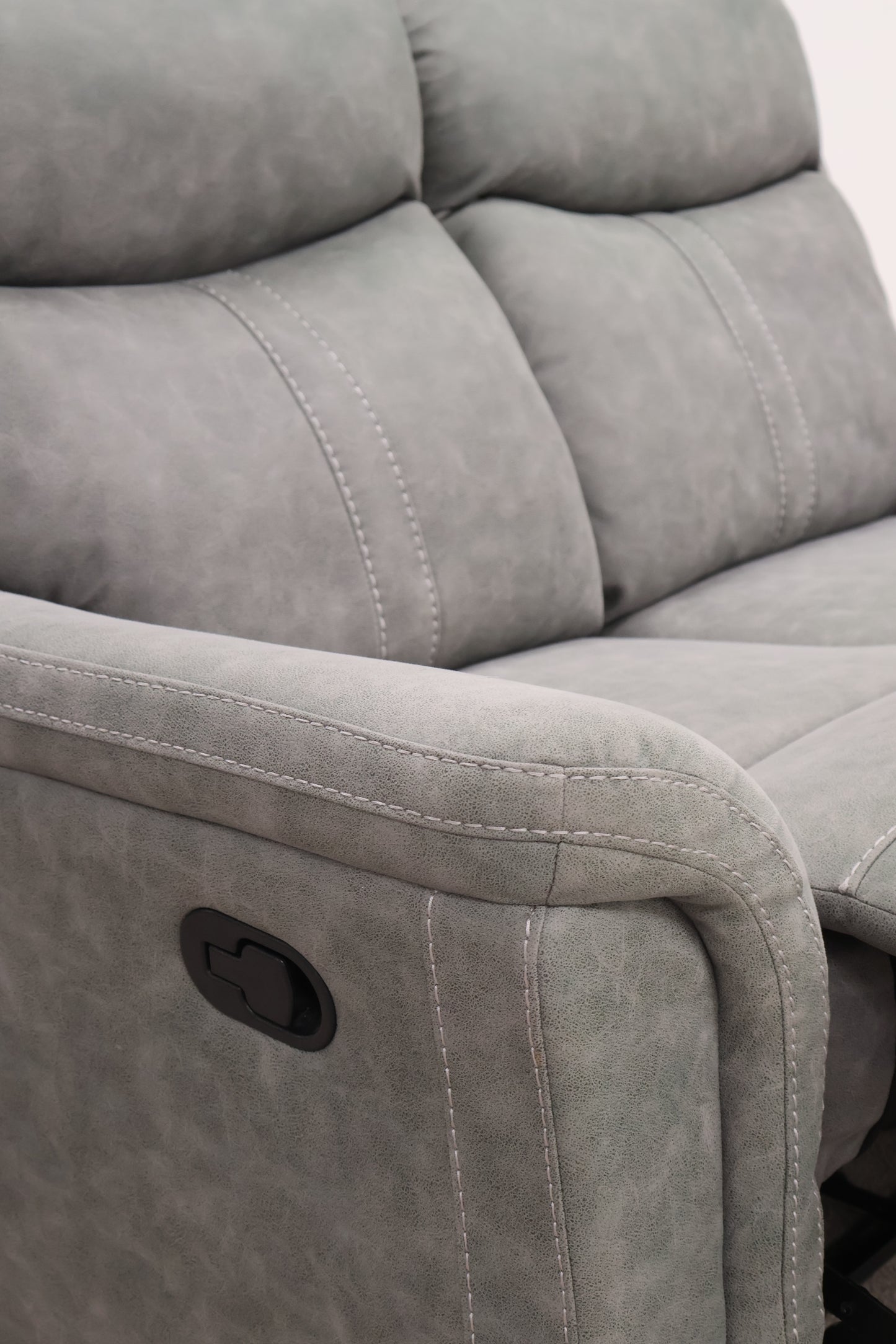 Manual Reclining Sofa