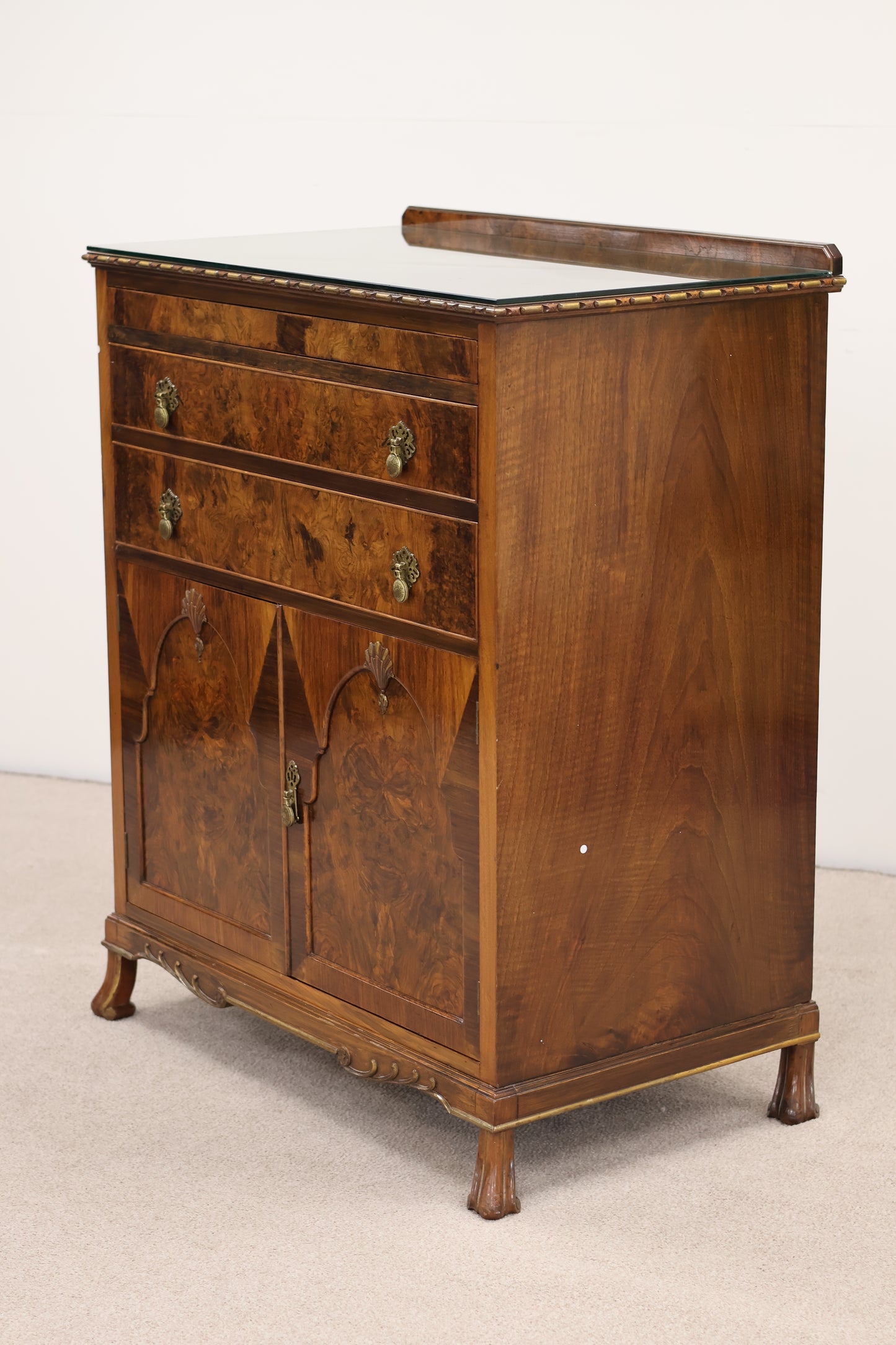 Vintage Chest of Drawers
