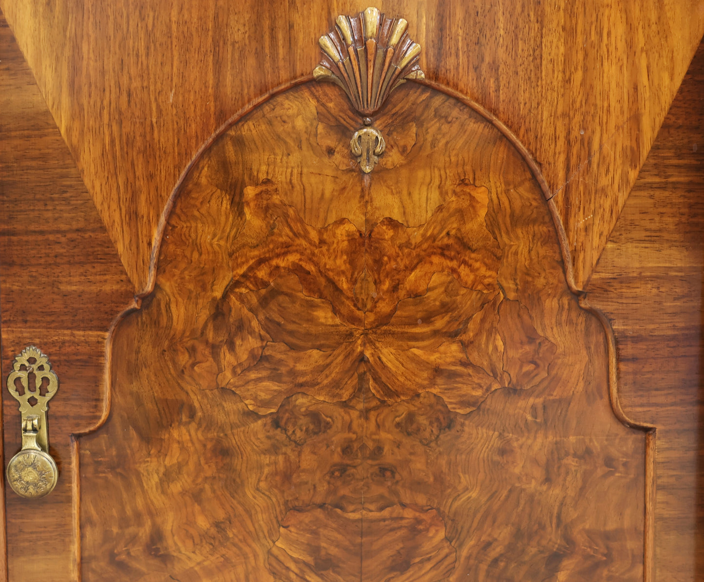 Vintage Chest of Drawers