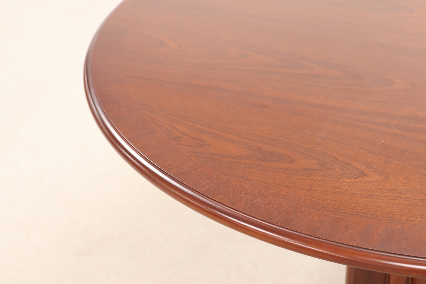 Extendable Dining Table