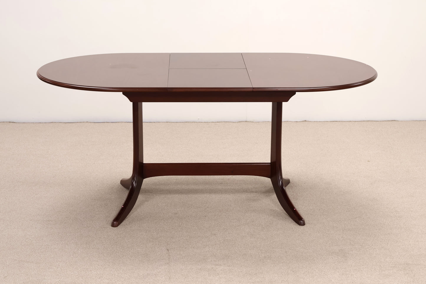 Extendable Dining Table