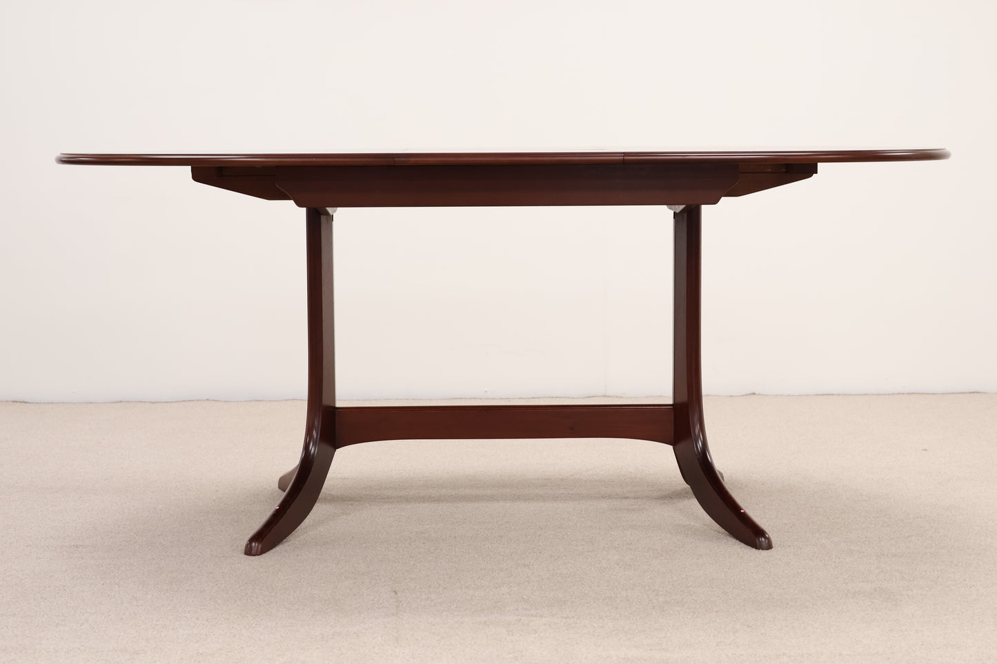 Extendable Dining Table