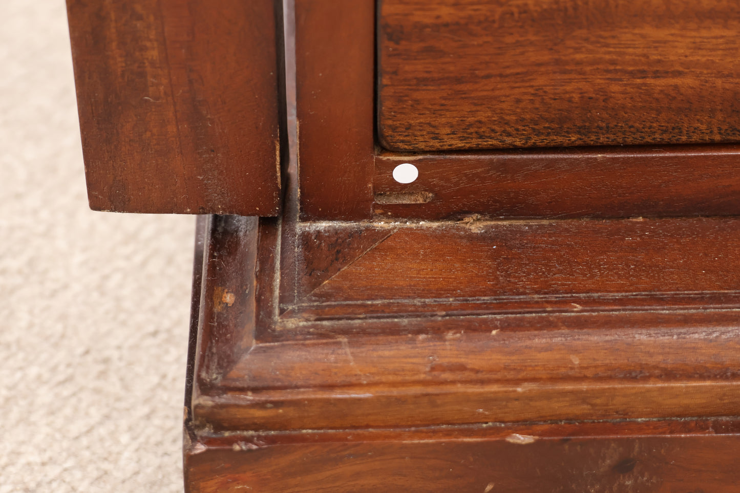 Vintage Wellington Chest