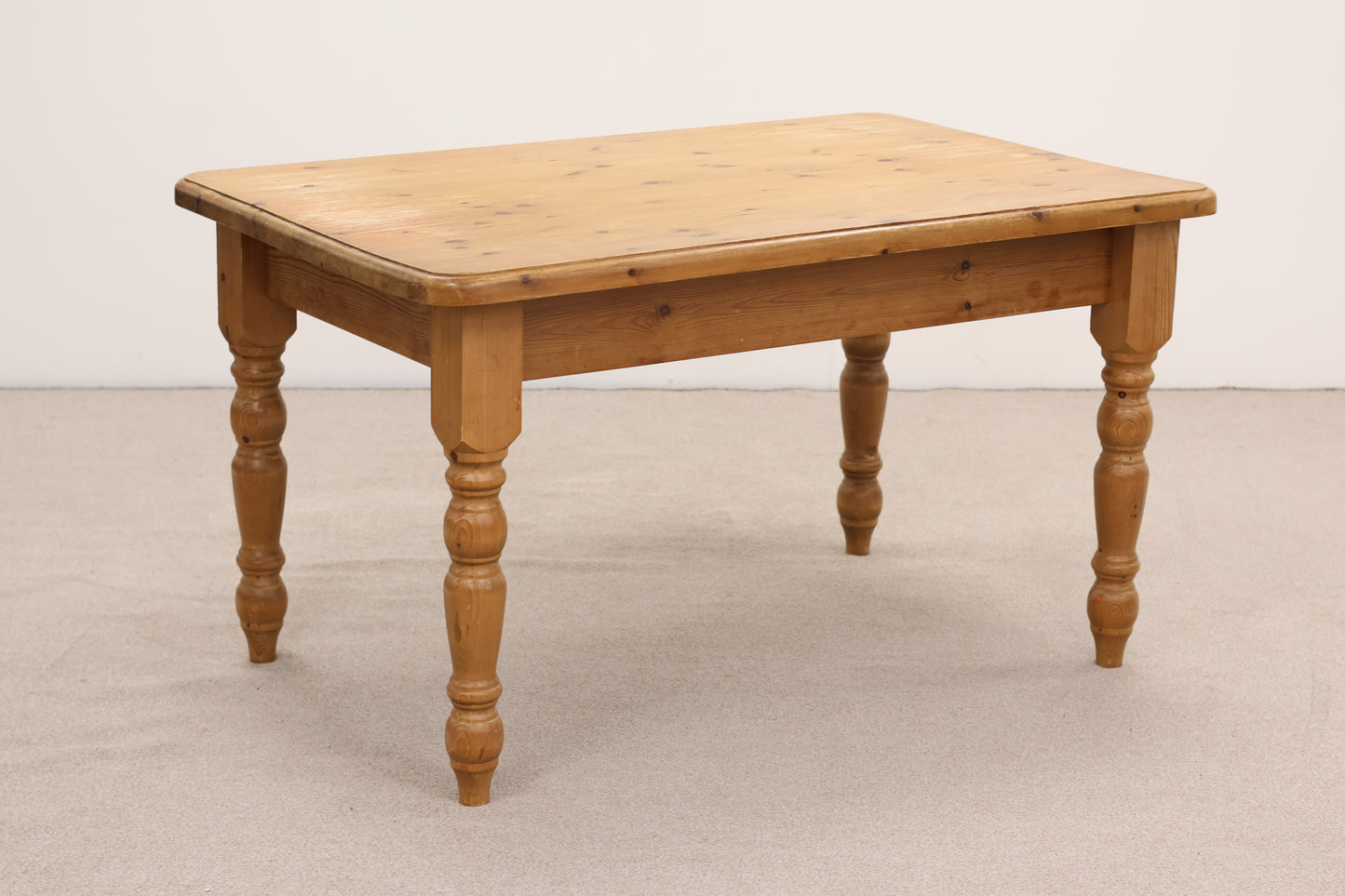 Pine Table by UPCYCLEinc