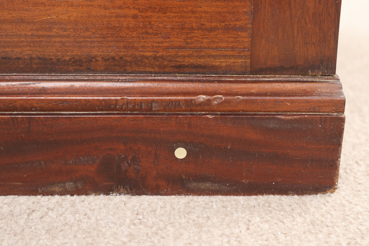 Vintage Wellington Chest