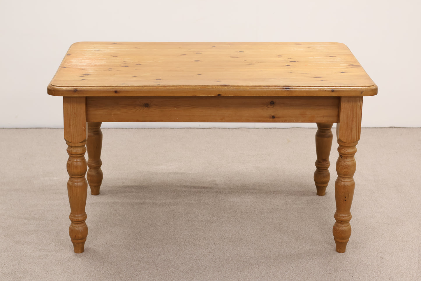 Pine Table by UPCYCLEinc