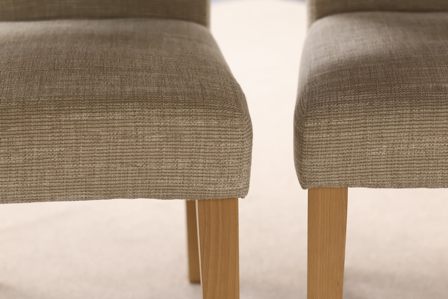 Extendable Table & Chairs