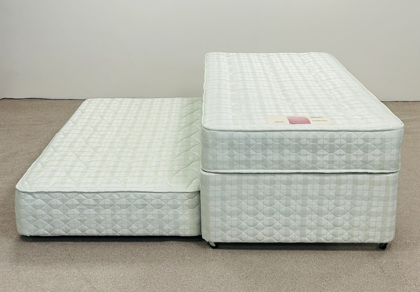 Single Bed & Trundle