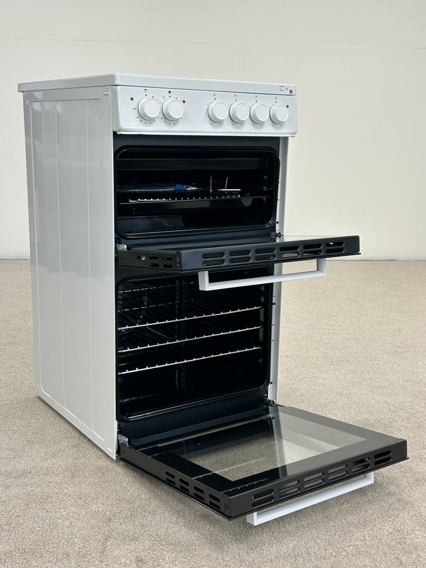 Cooker by Statesman