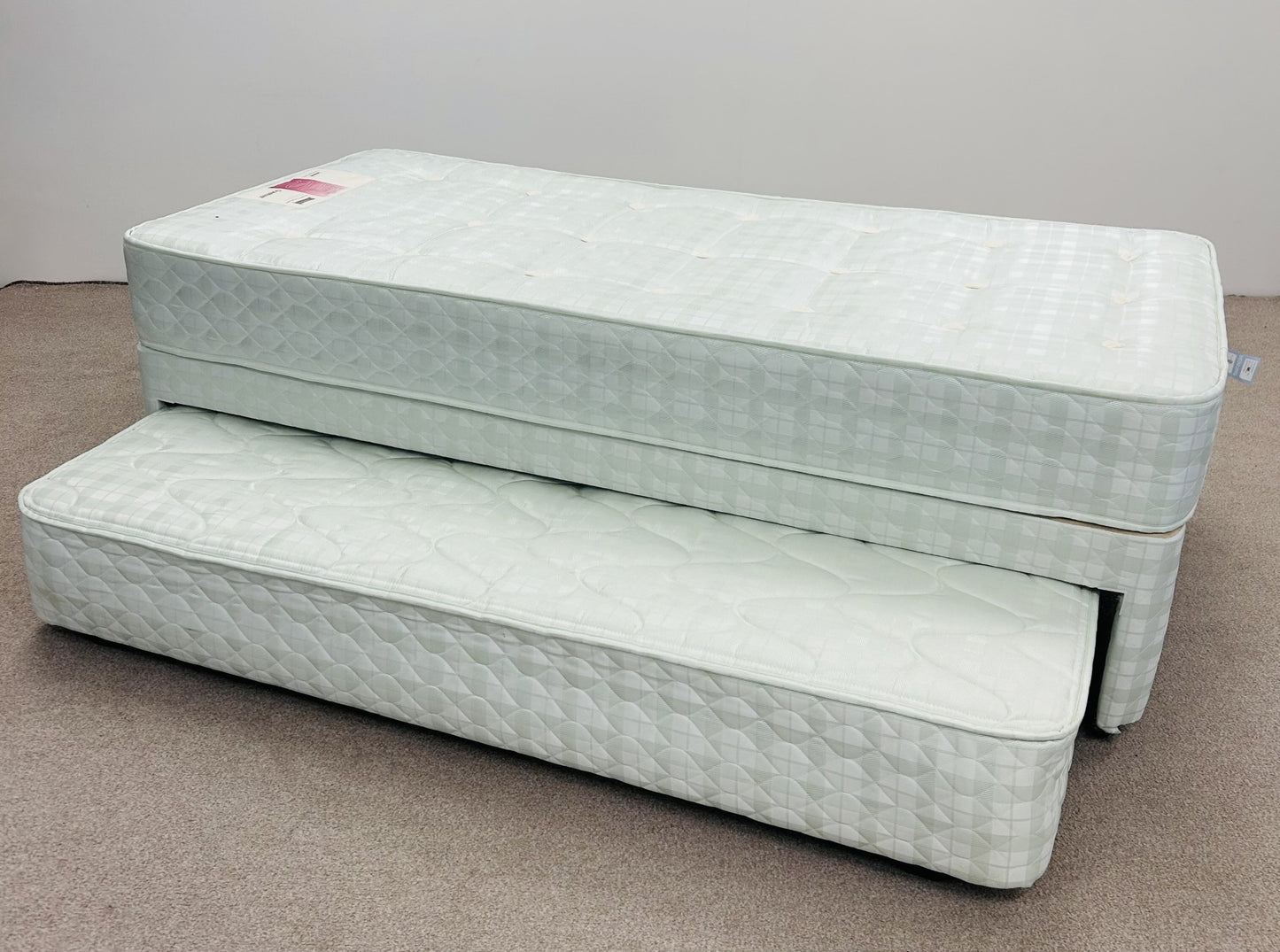 Single Bed & Trundle