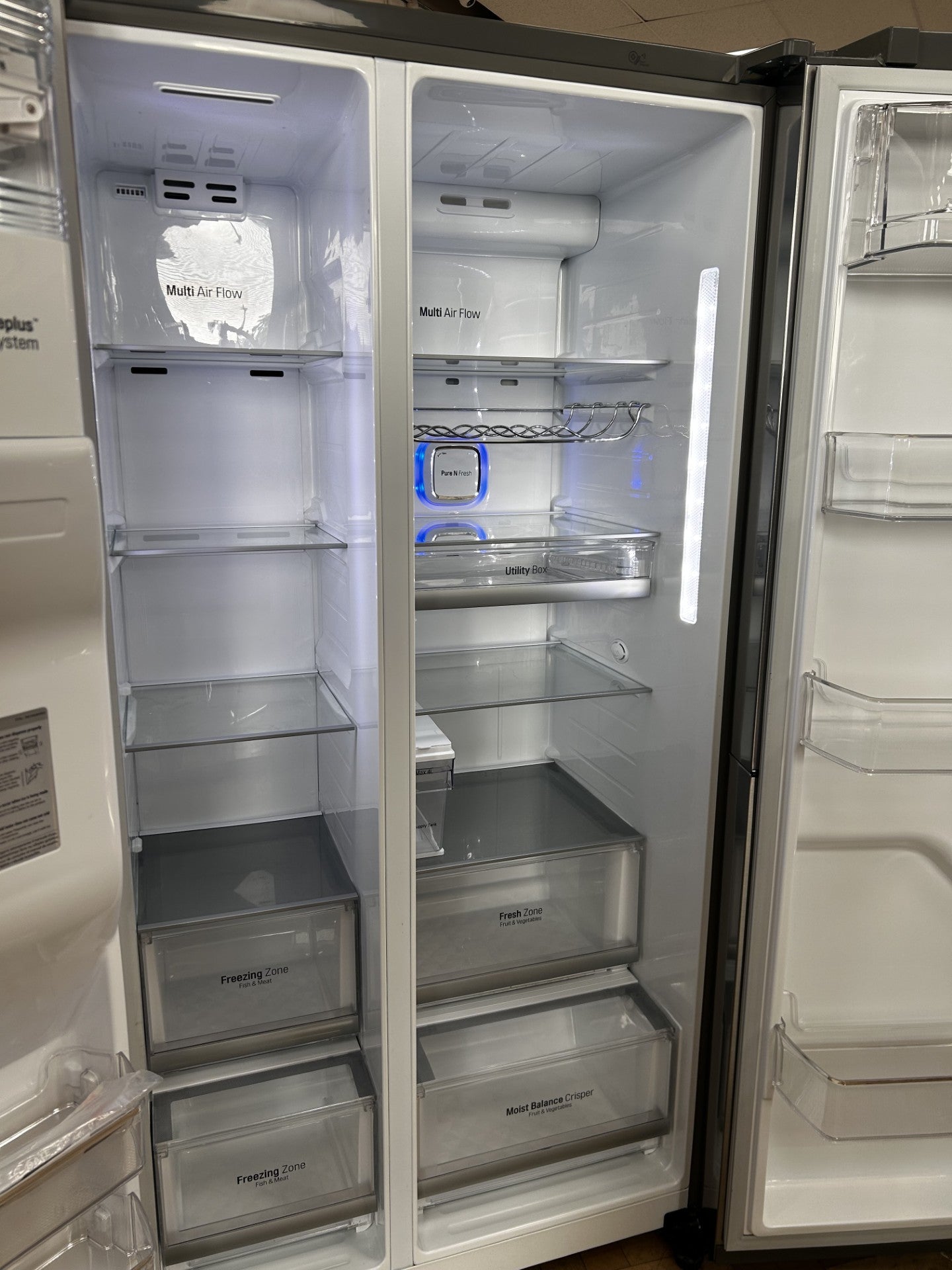 American Style Fridge Freezer by LG