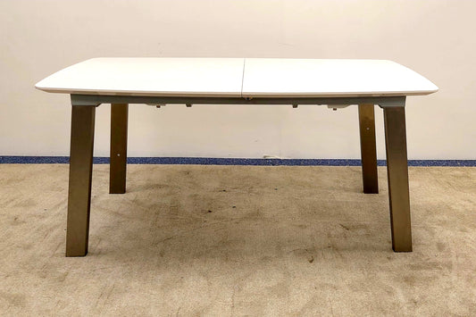 Extending Dining Table (CC)