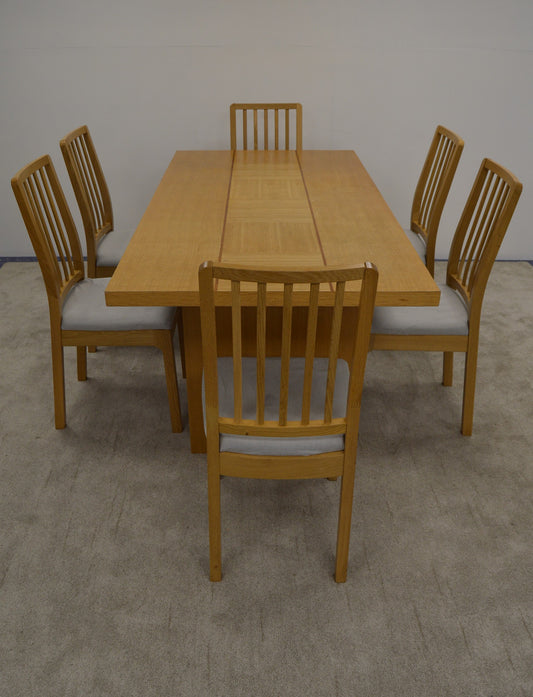 Wooden Table and 6 Chairs (CC)